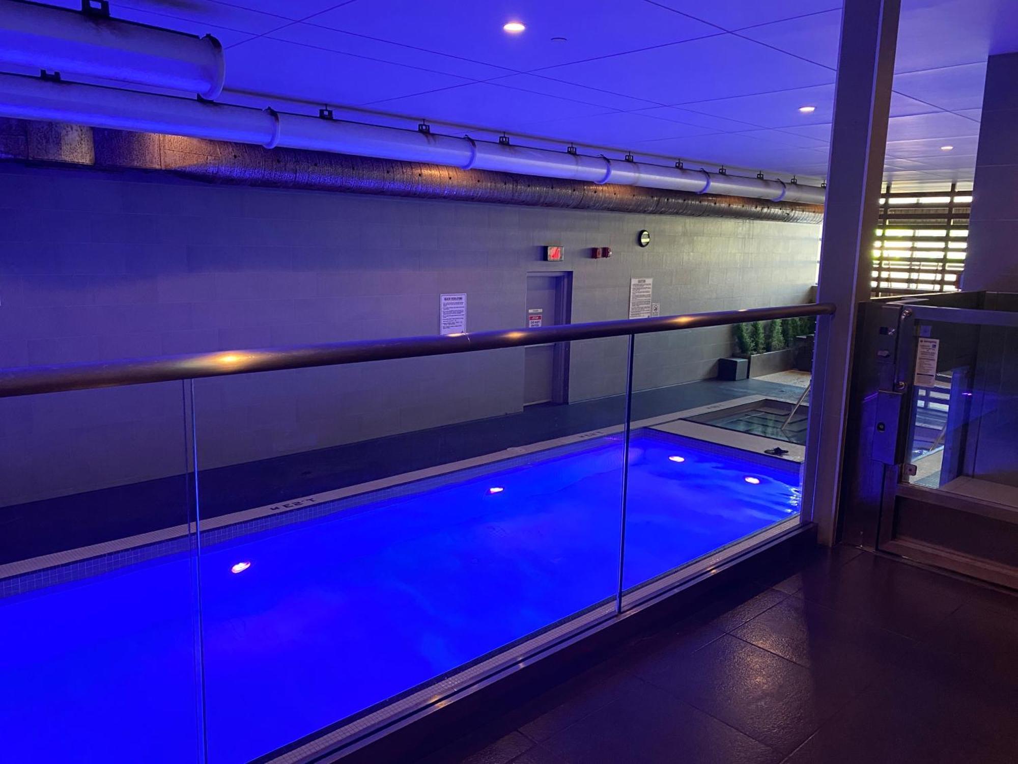 Family Oriented Downtown Toronto 2Bdrm Condo With Parking & Office Space Esterno foto